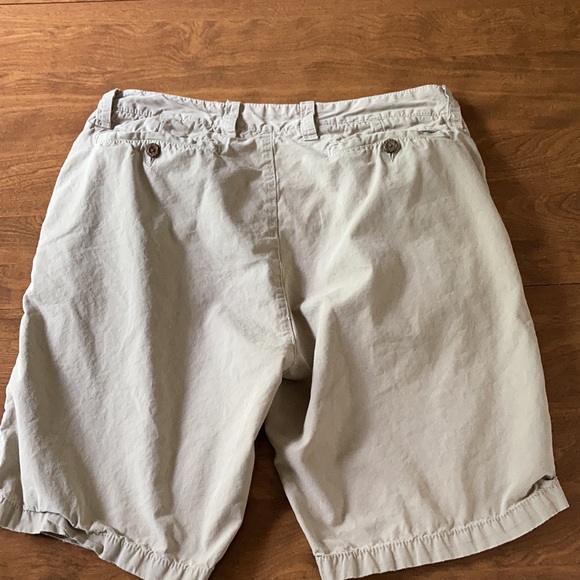 THE NEW IVY Men’s Khaki Shorts - Picture 10 of 10